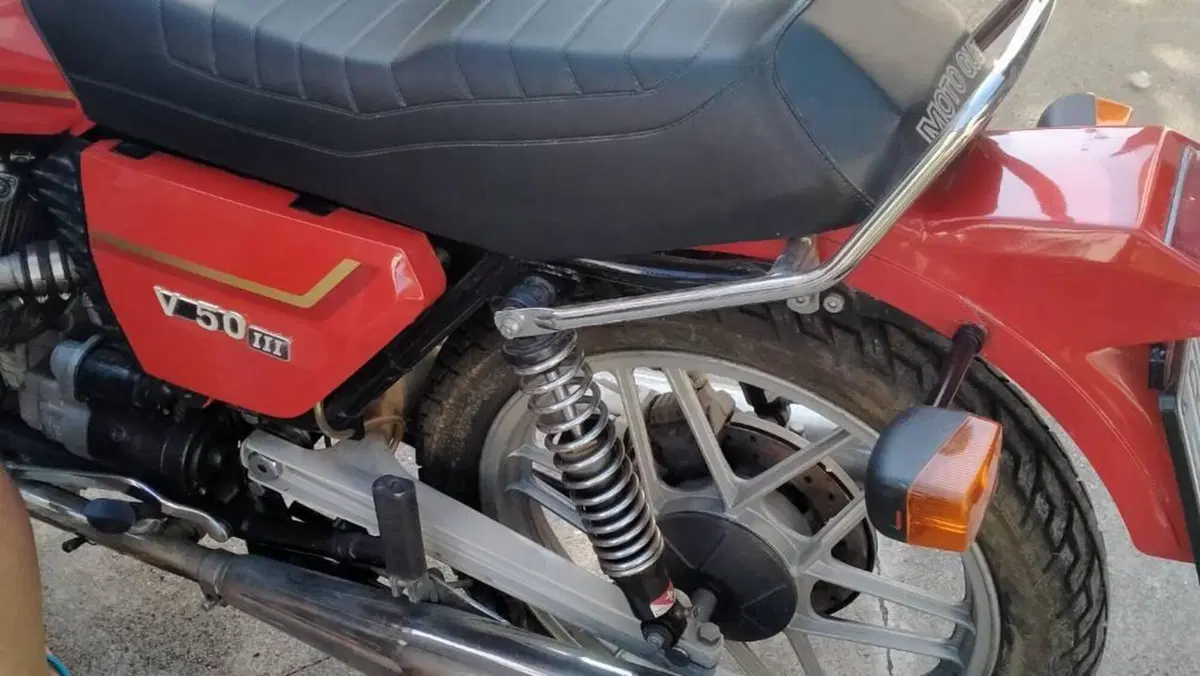 Moto Guzzi   (4)