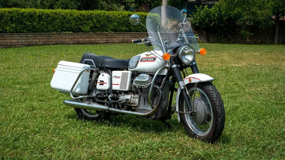 Moto Guzzi  