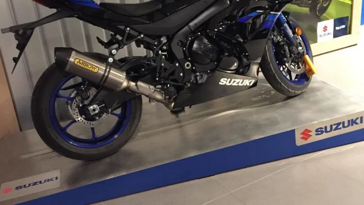 Suzuki GSX-R1000R (2017 - 18)  (4)