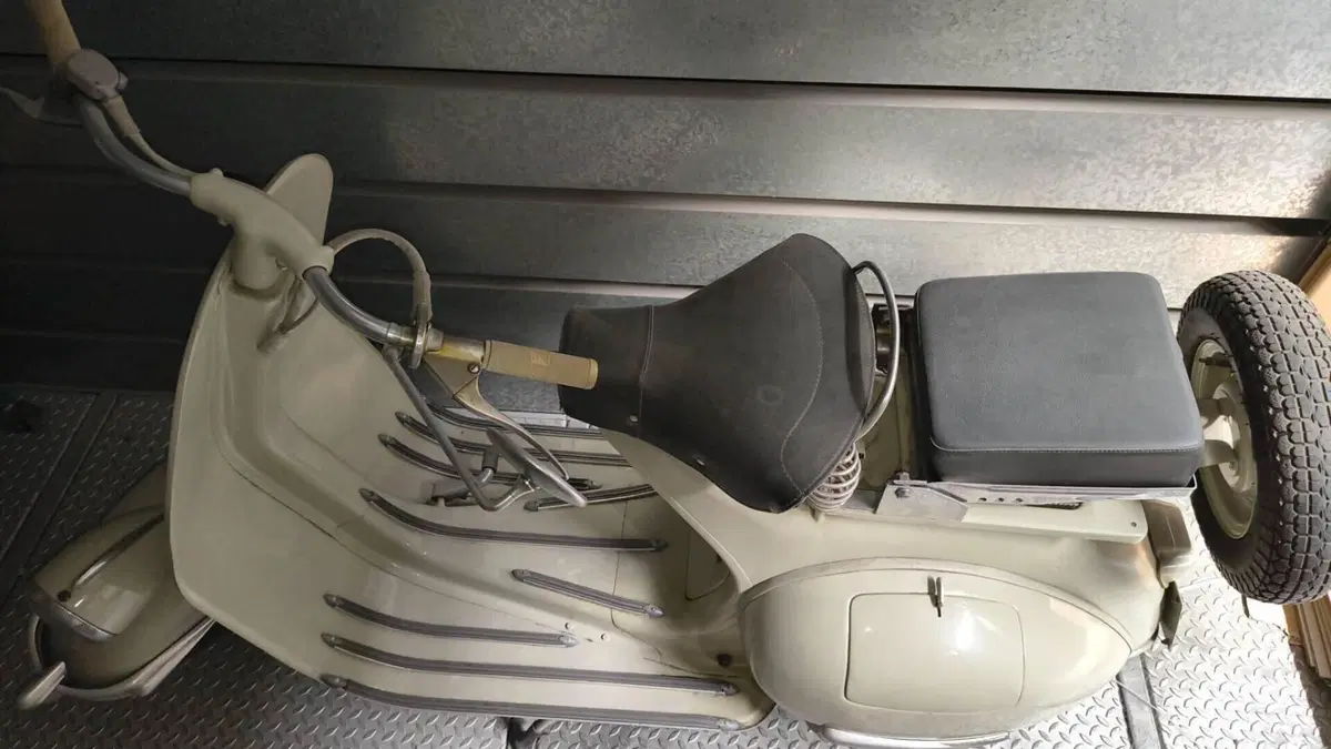Piaggio   (5)