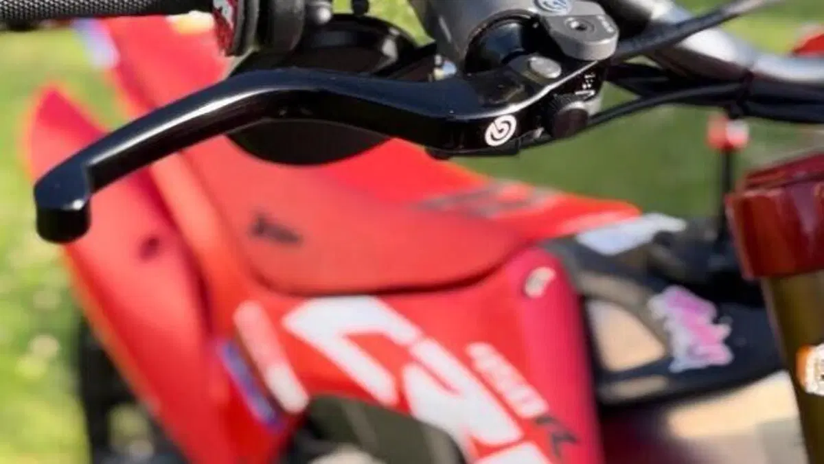 Honda CRF 450R (2023)  (3)