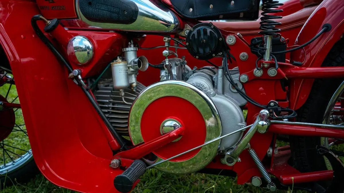 Moto Guzzi   (7)