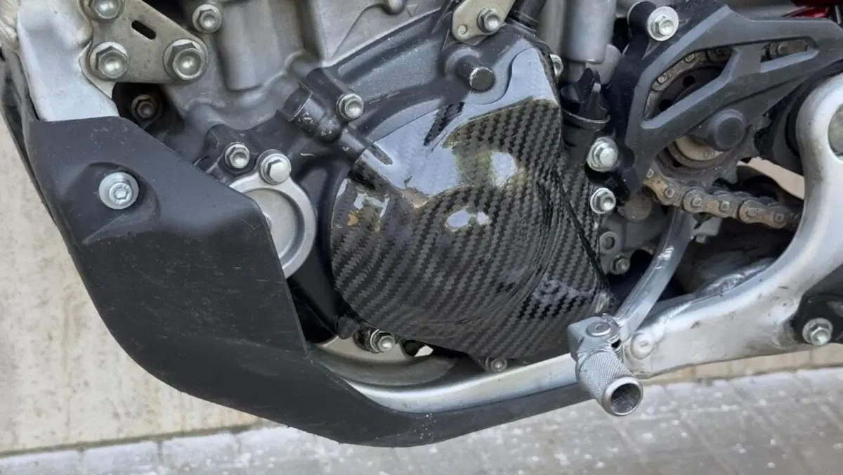 Honda CRF 450R (2023)  (4)