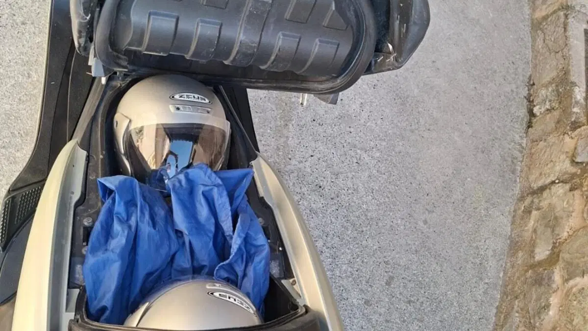 Yamaha Majesty 250 (1999 - 06)  (4)
