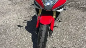 Honda CBR 600 F (2011 - 13)  (2)