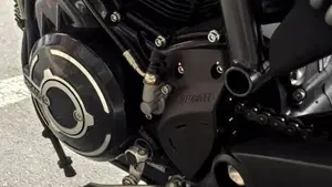 Ducati Scrambler 800 Icon Dark (2021 - 22)  (4)