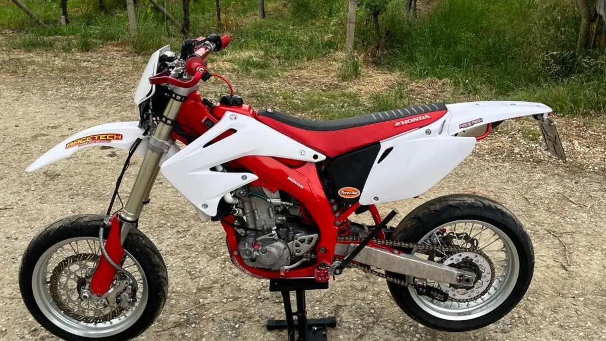 Honda CRF 450R (2001 - 02)  (6)