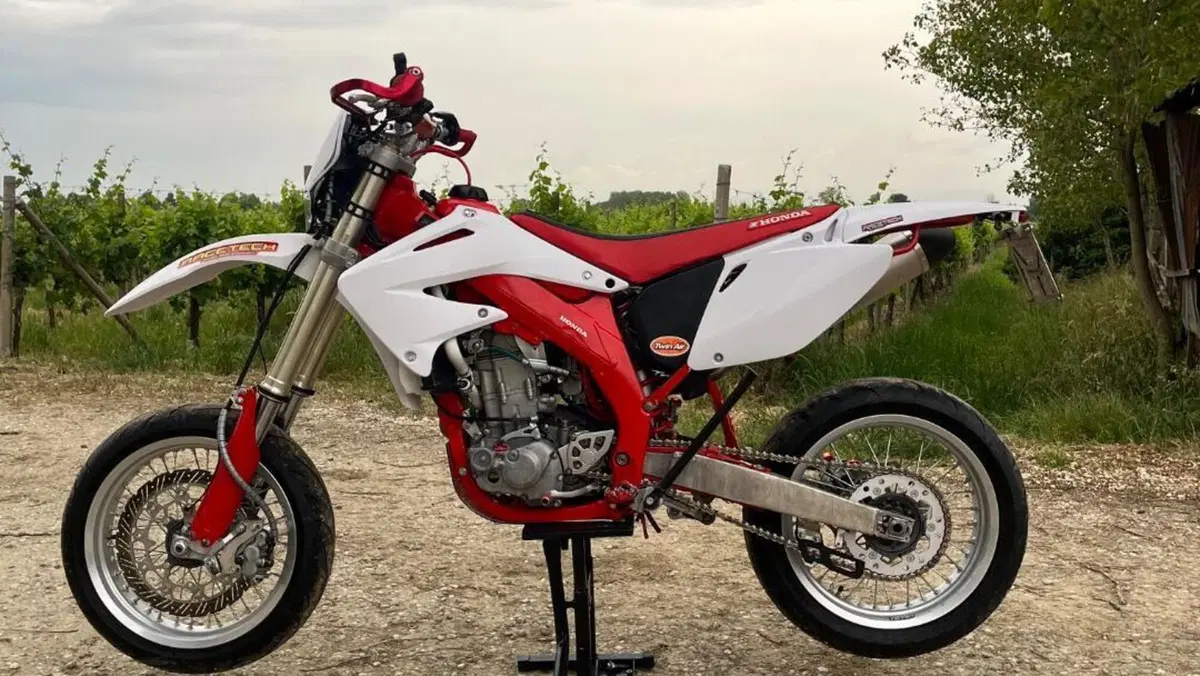 Honda CRF 450R (2001 - 02)  (15)