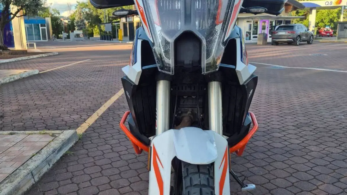 KTM 1290 Super Adventure R (2021)  (9)