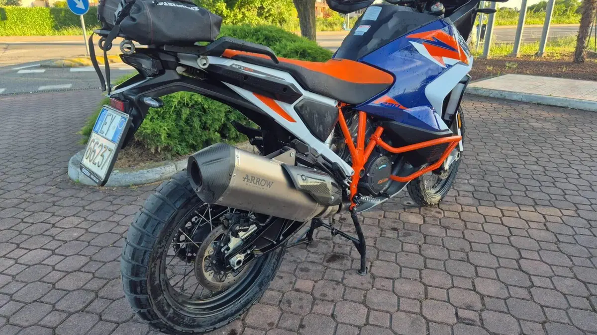 KTM 1290 Super Adventure R (2021)  (10)
