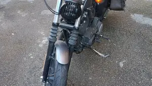 Harley-Davidson 883 Iron (2017 - 20) - XL 883N  (4)