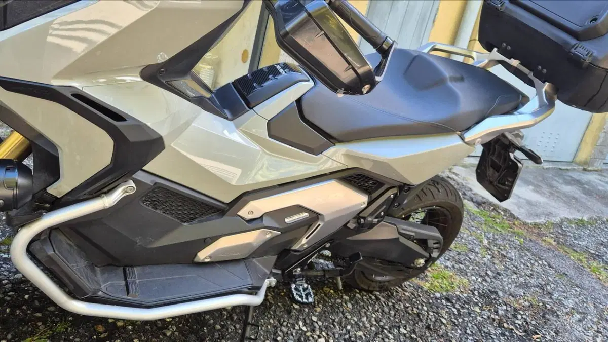 Honda X-ADV 750 DCT Adventure (2021 - 24)  (3)