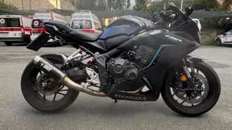 Honda CBR 650 R (2021 - 23) usata