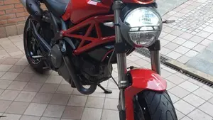 Ducati Monster 796 (2010 - 13)  (4)
