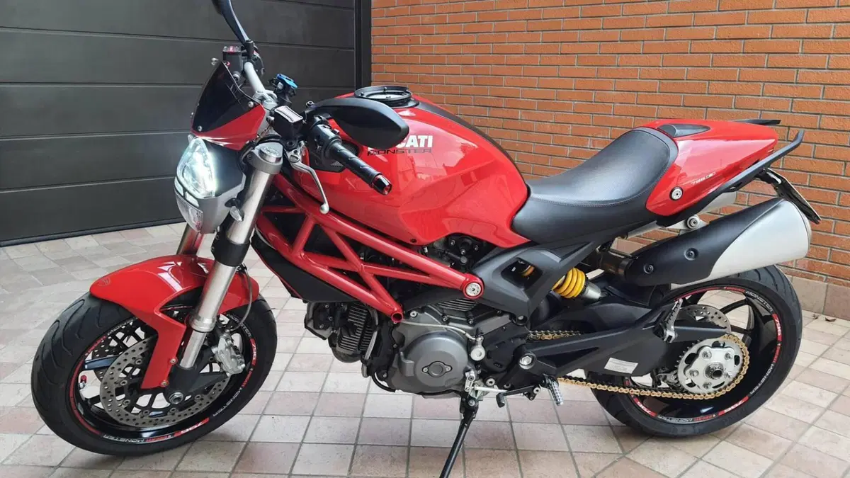 Ducati Monster 796 (2010 - 13)  (7)