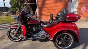 Harley-Davidson 117 CVO Tri Glide (2020 - 21)  (2)