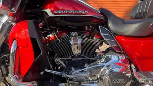Harley-Davidson 117 CVO Tri Glide (2020 - 21)  (9)