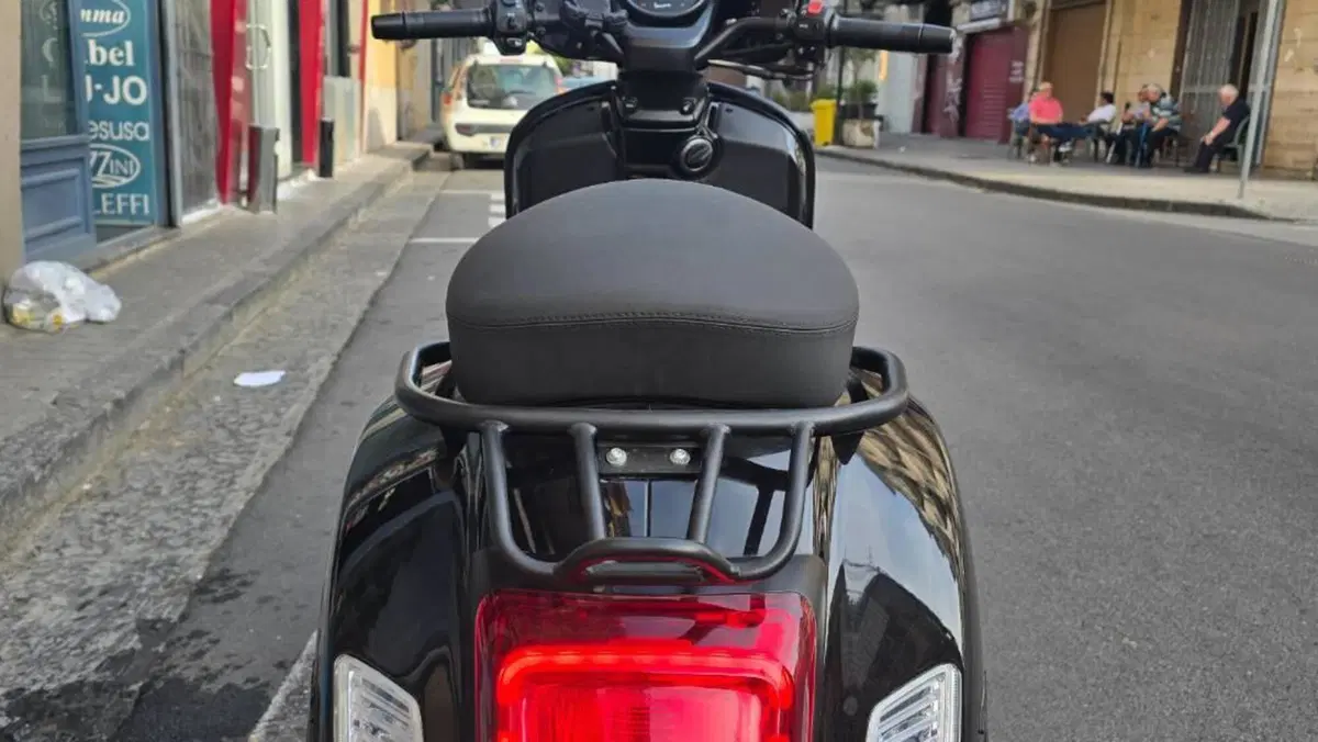 Vespa GTV 300 Hpe (2023 - 25)  (9)