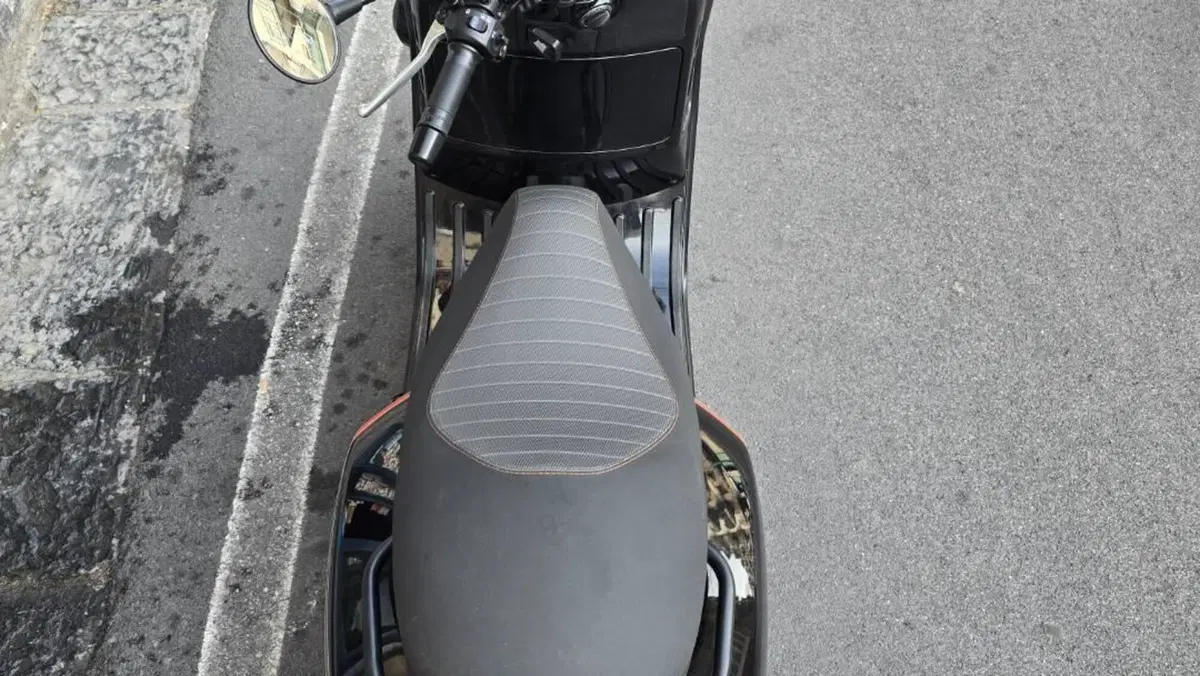 Vespa GTV 300 Hpe (2023 - 25)  (12)
