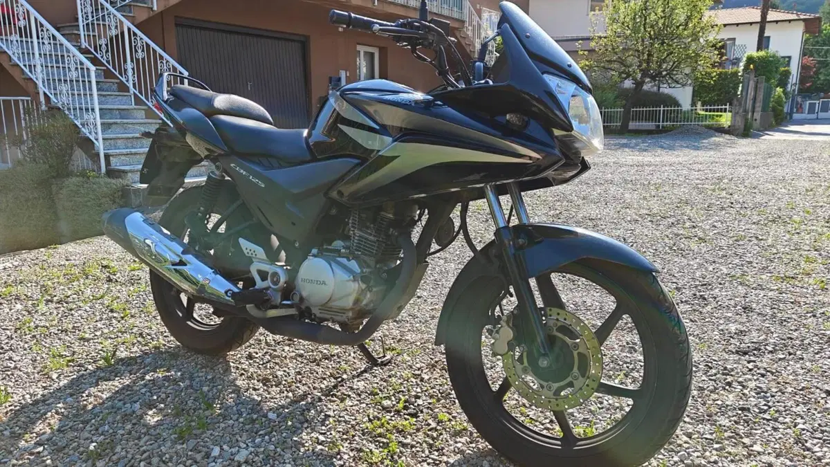 Honda CBF 125 (2008- 14)  (2)