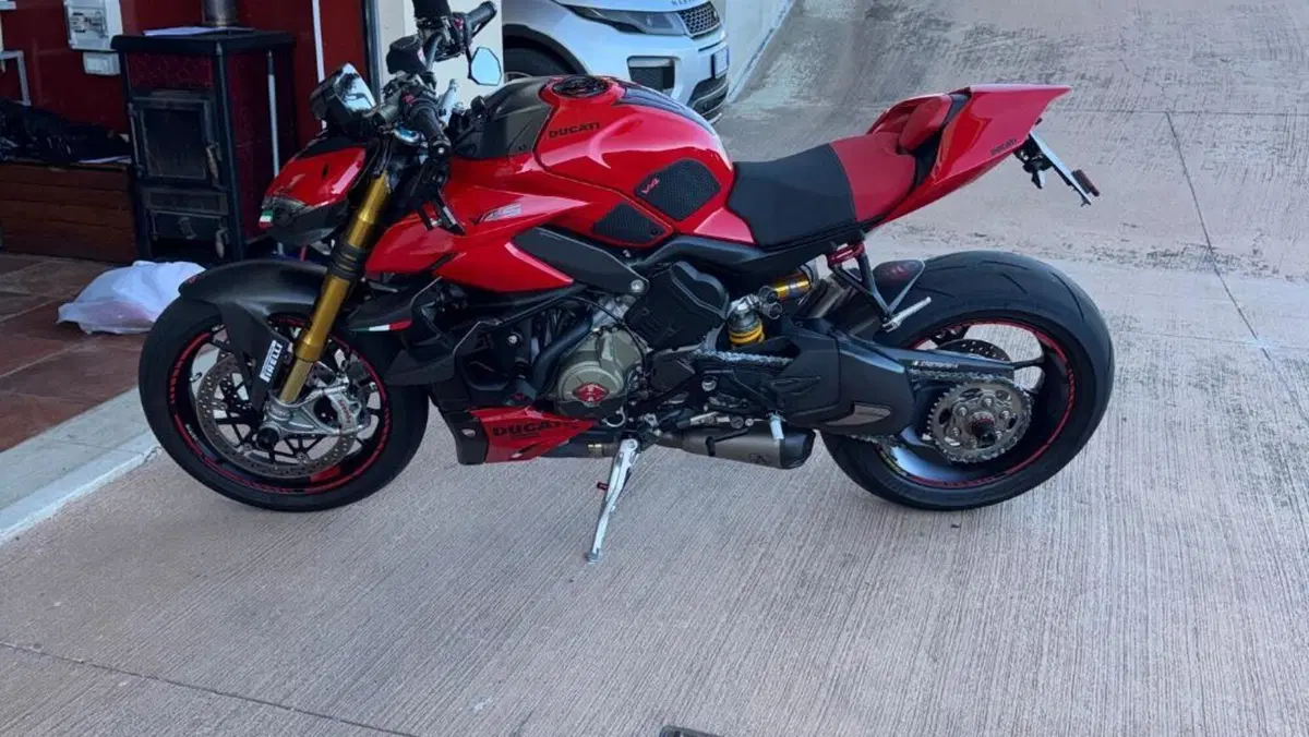 Ducati Streetfighter V4 S (2023 - 24)  (3)