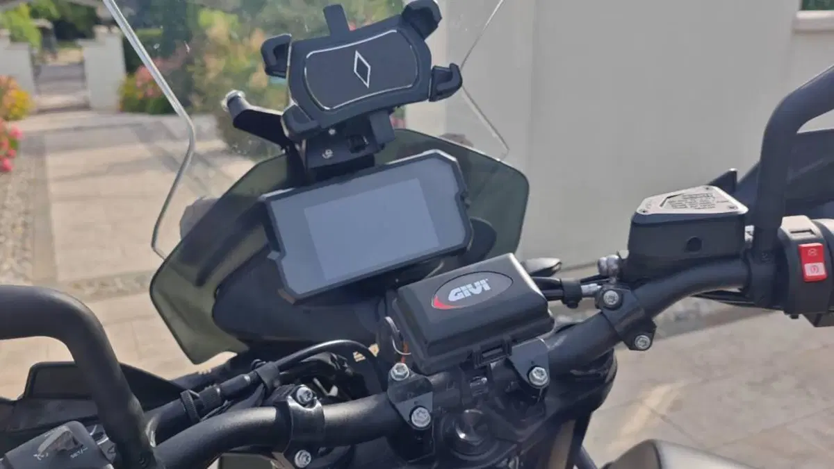 KTM 890 Adventure (2021)  (8)