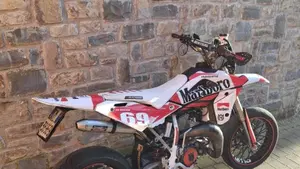 Husqvarna SM 125 (2009)  (4)