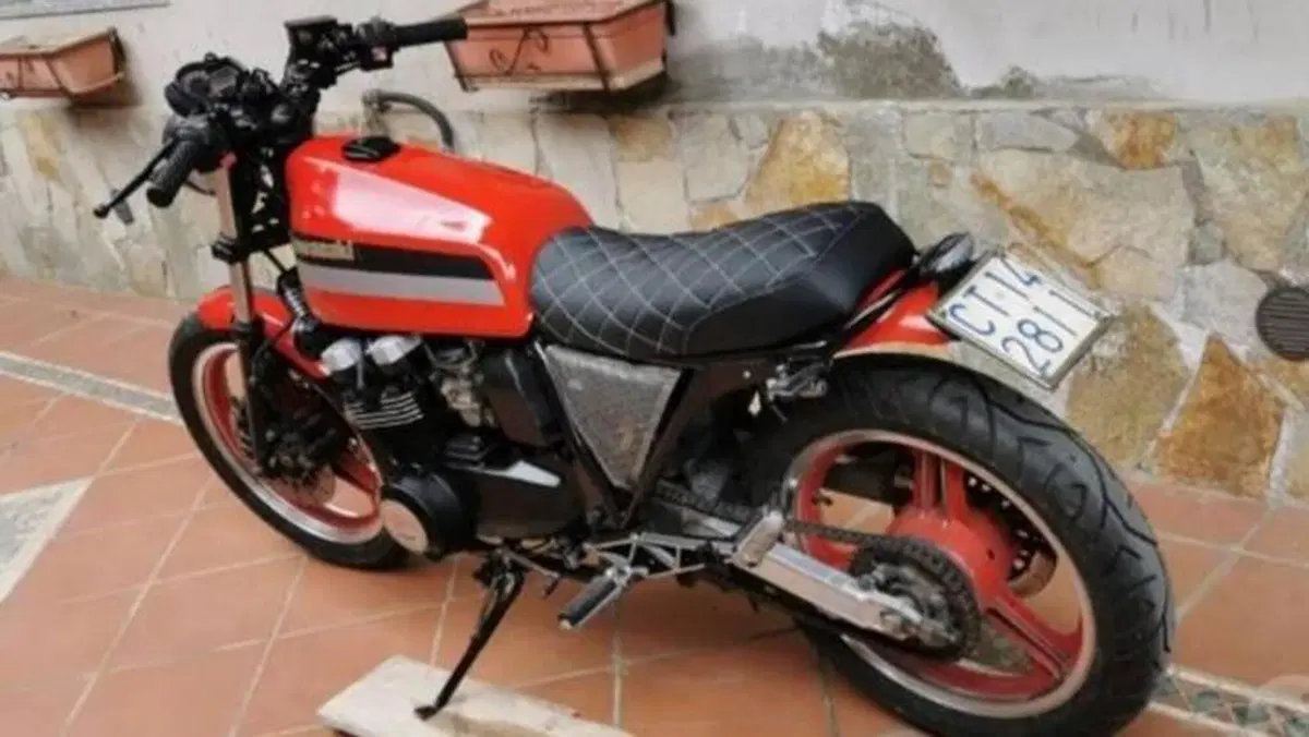 Kawasaki   (3)
