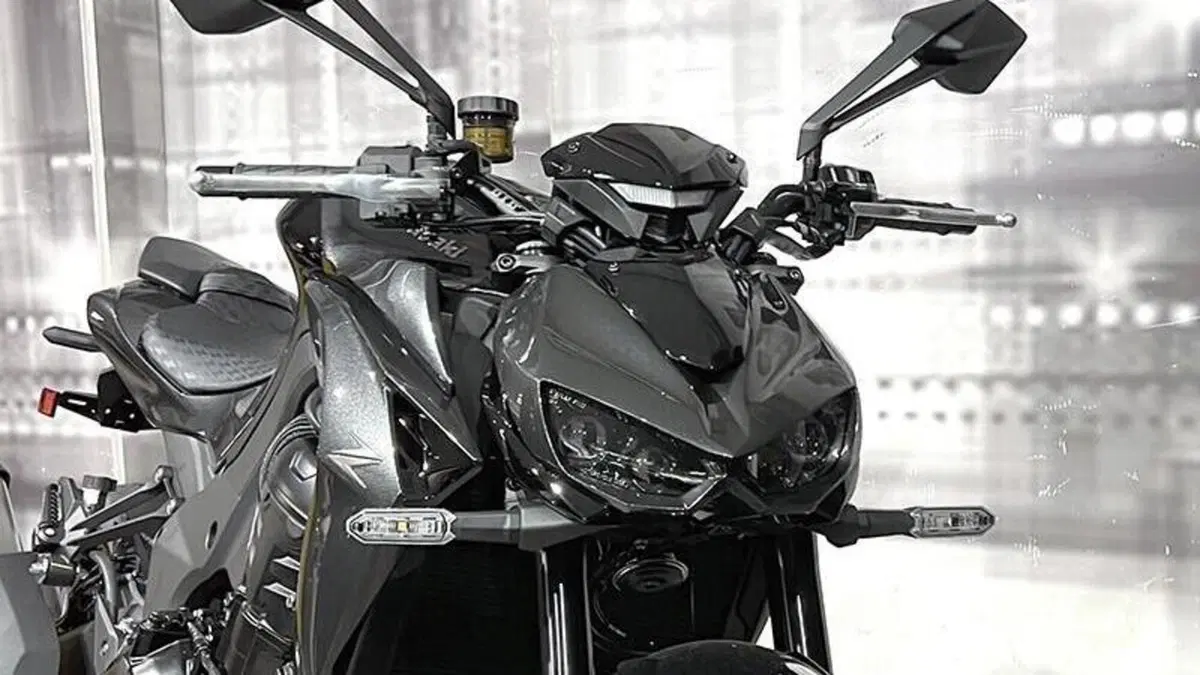 Kawasaki Z 1100 (2026)  (8)