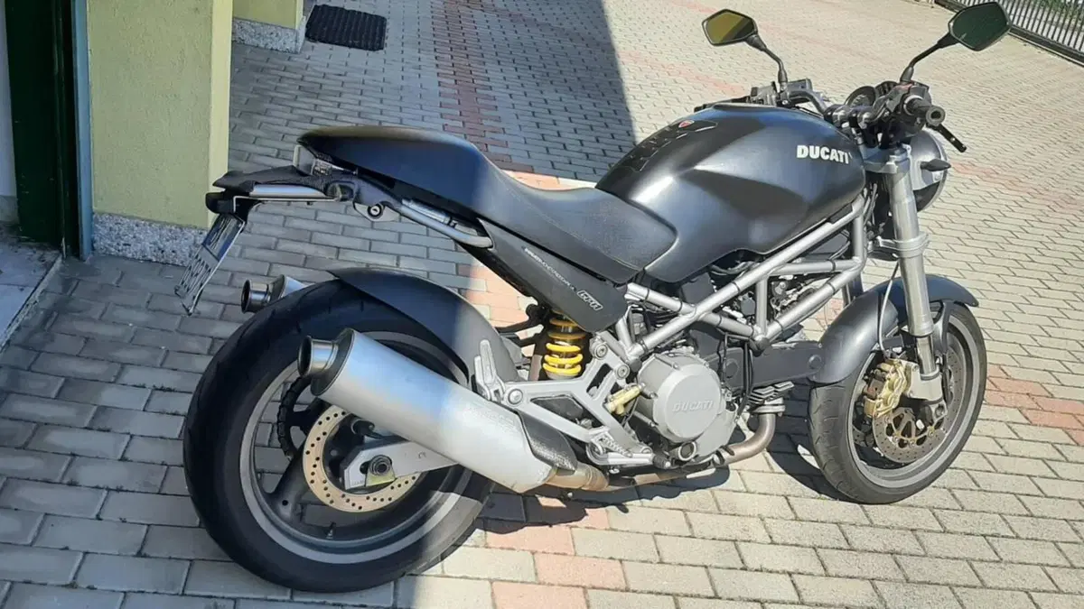 Ducati Monster 620 Dark (2003 - 06)  (10)