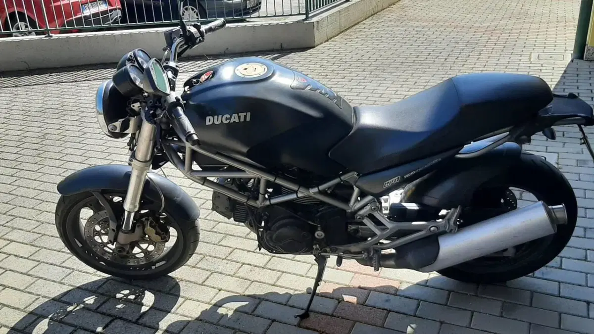 Ducati Monster 620 Dark (2003 - 06)  (12)