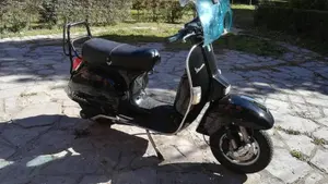 Piaggio Vespa 150 PX (1980 - 00)  (2)