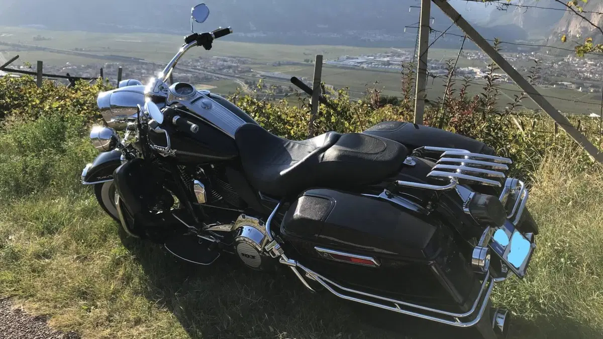 Harley-Davidson 103 Road King Classic (2011 - 13) - FLHRC  (6)