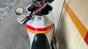 Yamaha XTZ 750 SuperTéneré (1989 - 98)  (4)