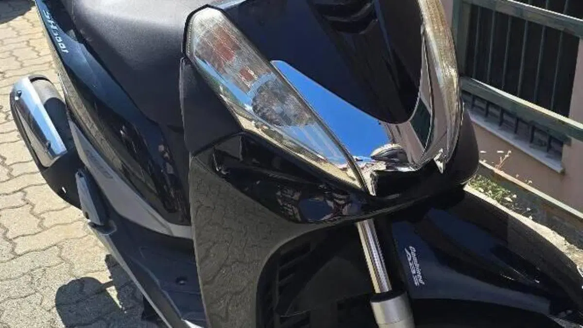 Honda SH 300 i ABS (2013 - 14)  (7)