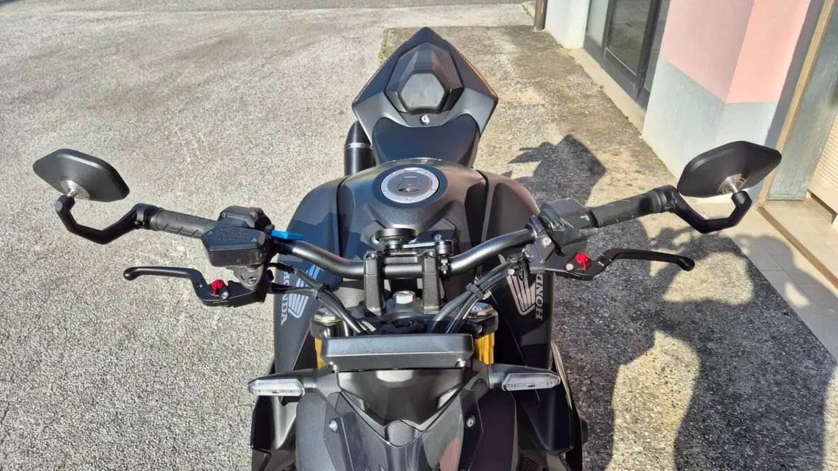 Honda CB 1000 Hornet SP (2025 - 26)  (15)