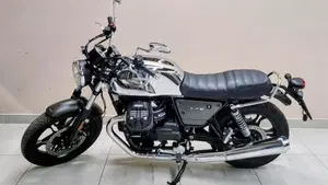 Moto Guzzi V7 III Limited (2018) 