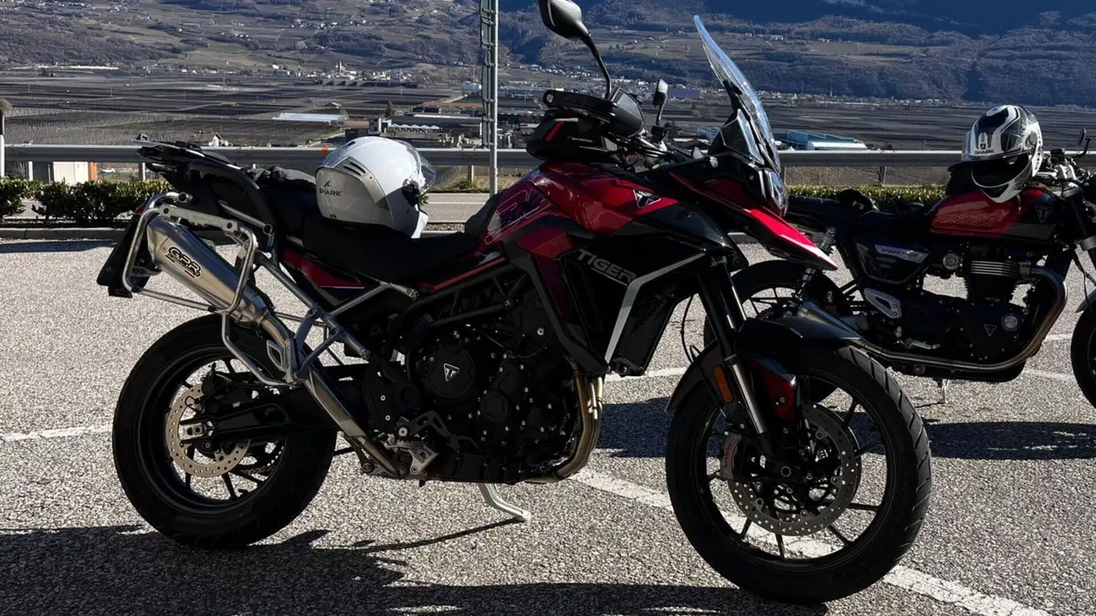 Triumph Tiger 900 GT (2024 - 26)  (2)
