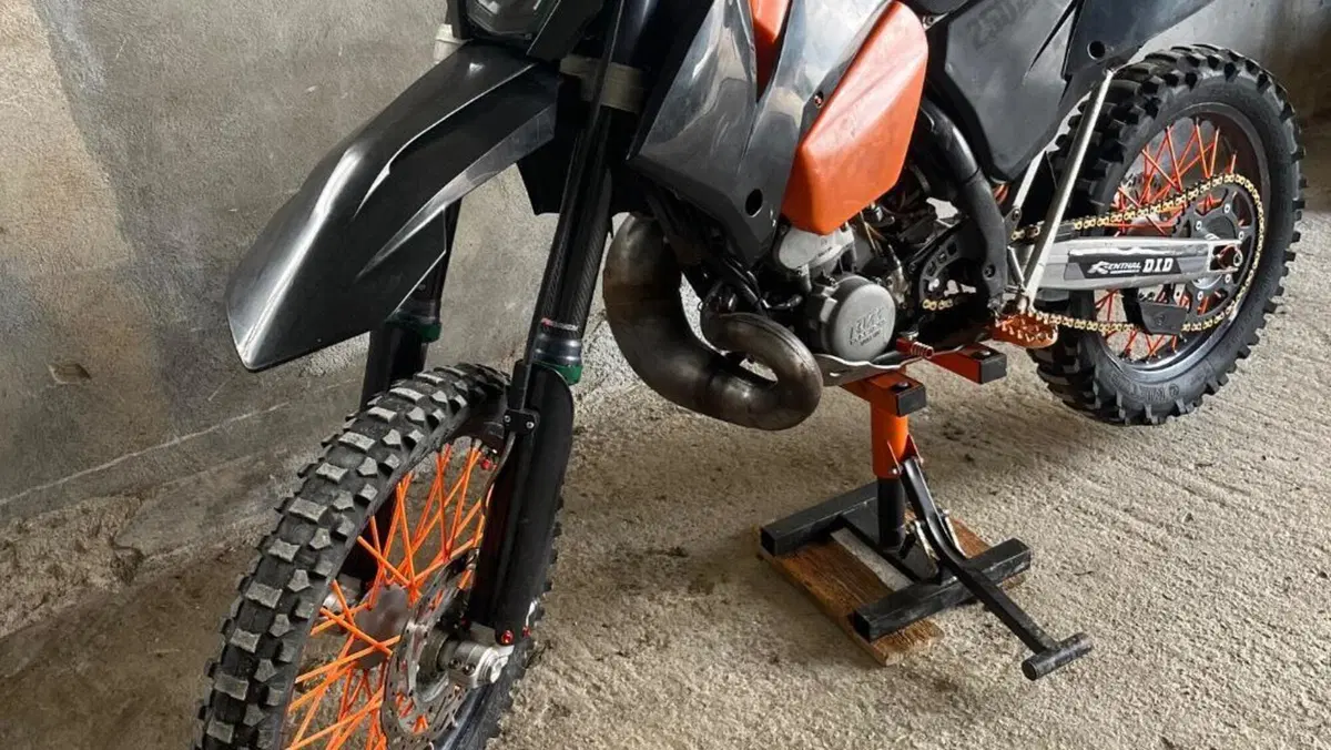KTM 250 EXC (2006)  (2)