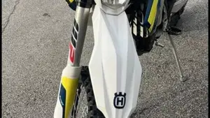Husqvarna FE 250 (2015)  (4)