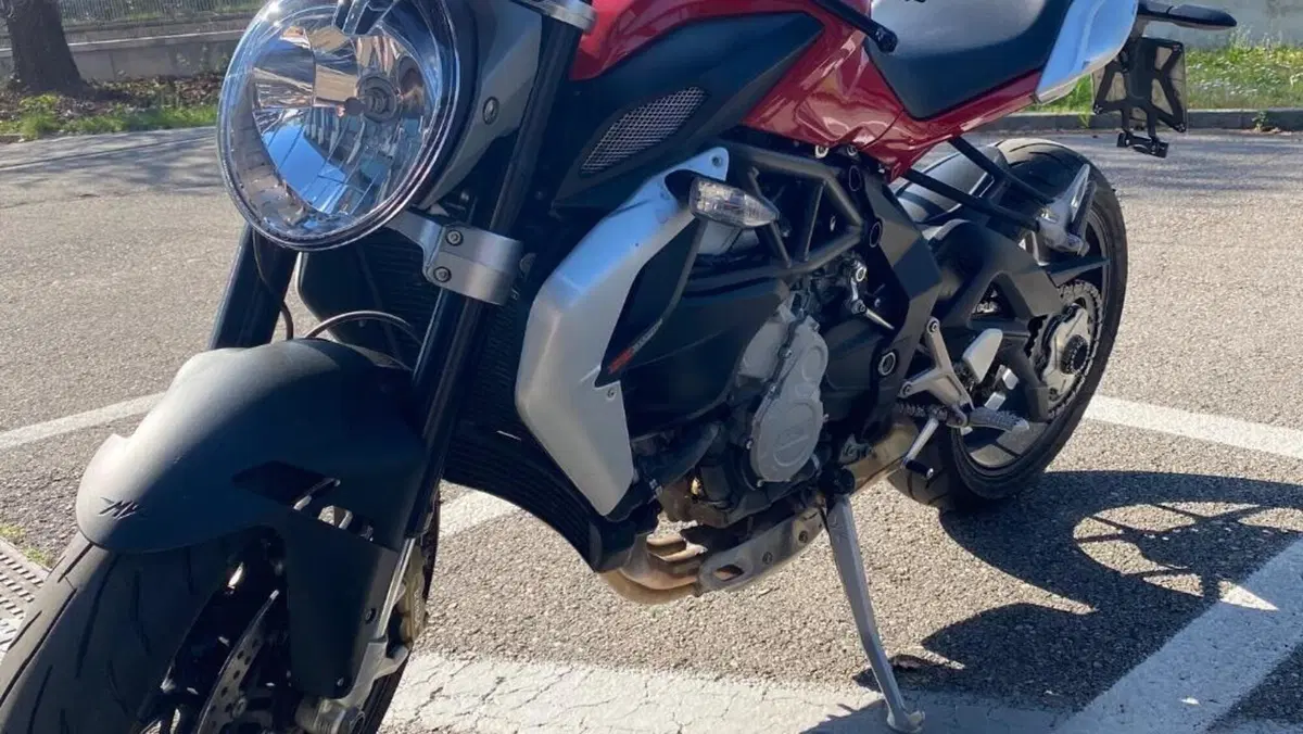 MV Agusta Brutale 675 EAS ABS (2011 - 16) 