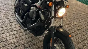 Harley-Davidson 1200 Forty-Eight (2010 - 15)  (7)