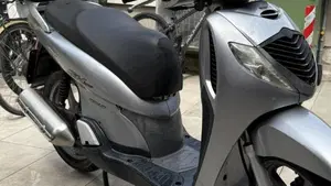 Honda SH 150i (2005 - 08)  (3)