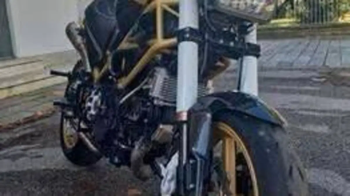 Ducati Monster 900 (1993 - 96)  (3)