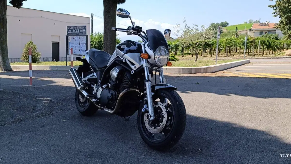 Yamaha BT 1100 Bulldog  (2)