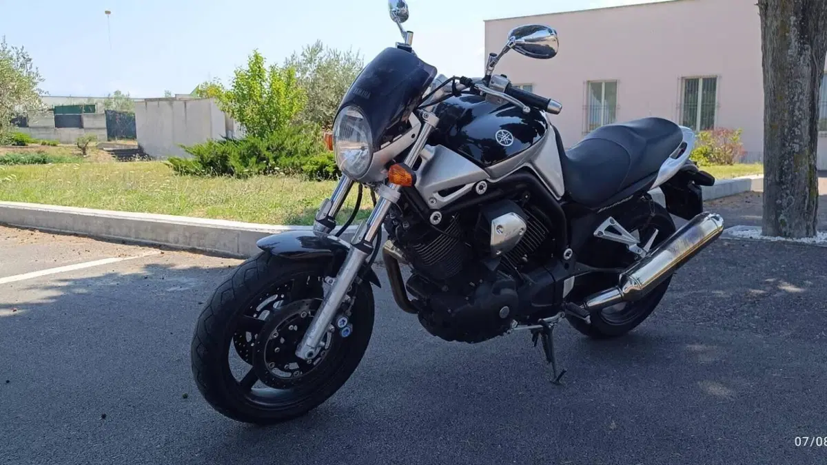Yamaha BT 1100 Bulldog  (3)
