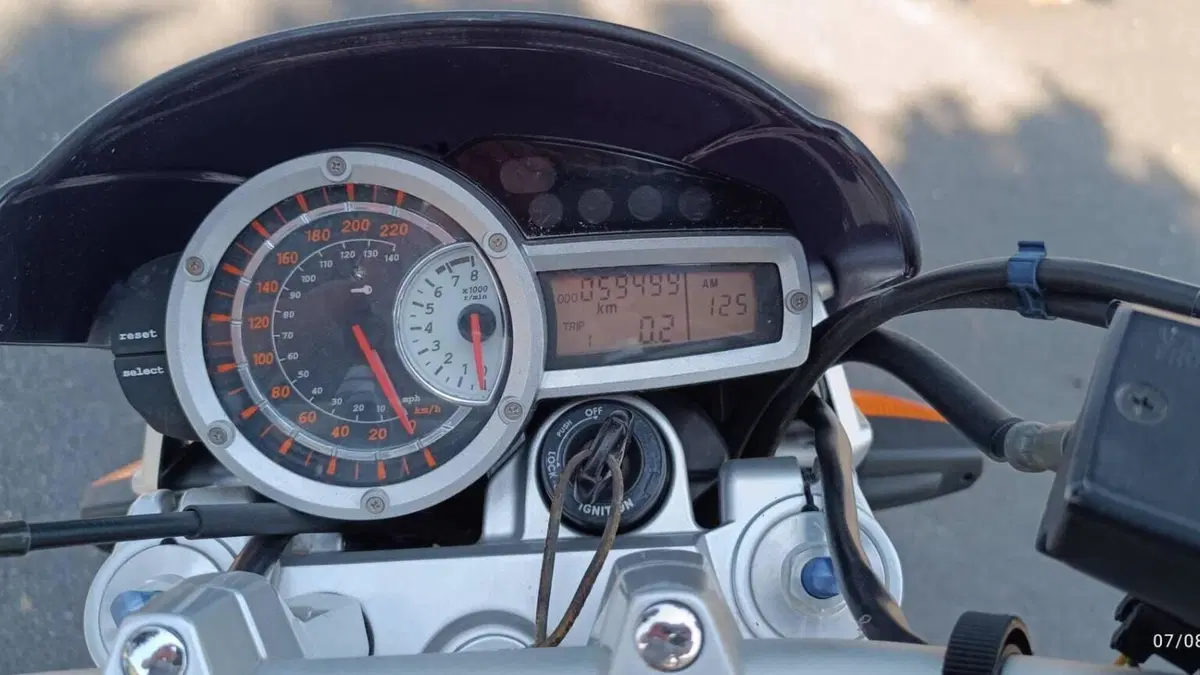 Yamaha BT 1100 Bulldog  (6)