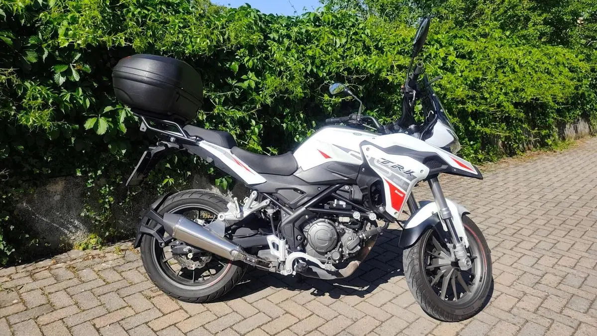 Benelli TRK 251 (2022 - 25)  (2)