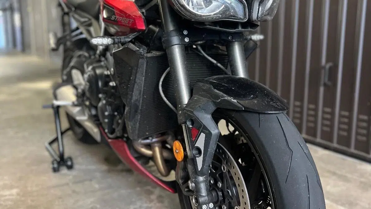 Triumph Street Triple 765 RS (2023 - 26)  (5)