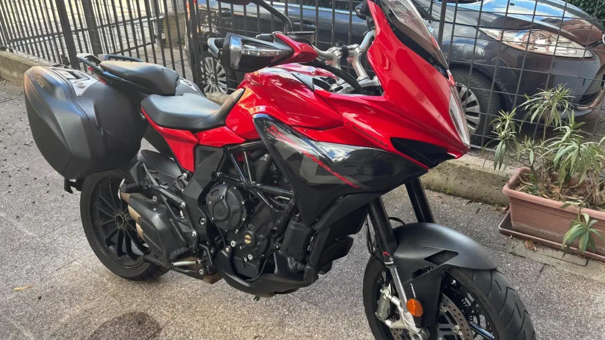 MV Agusta Turismo Veloce 800 (2020) 